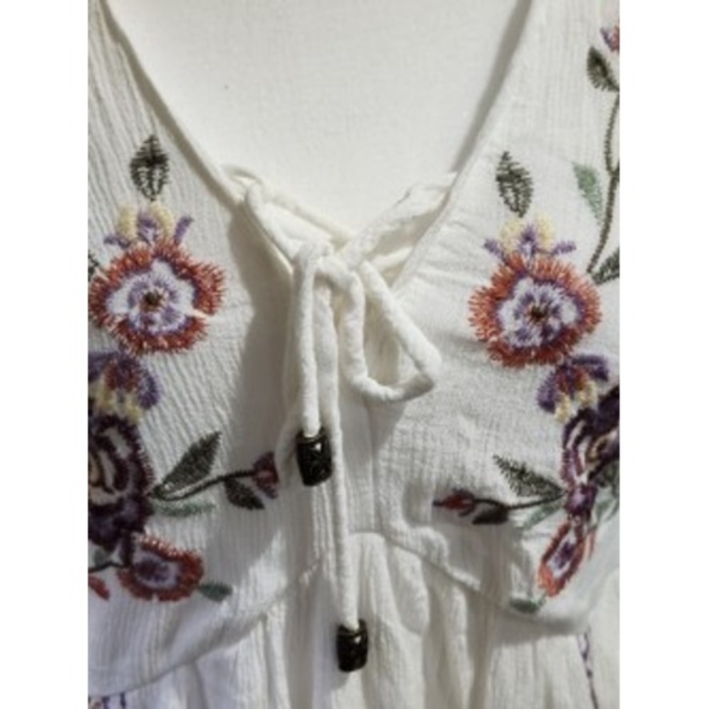 Xhilaration White Floral Embroidered Sundress Dress  Medium - Picture 2 of 7